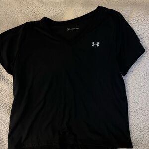 Black Under Armour heatgear short sleeve v neck size 1x